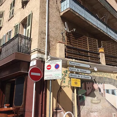 Palme D'hote *