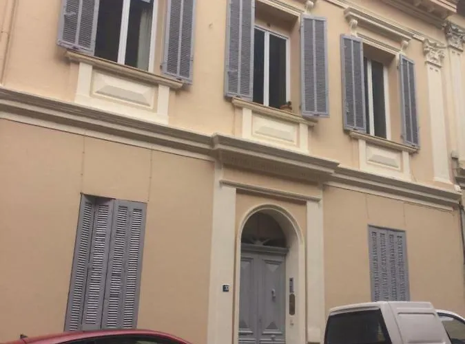 Palme D'hote Apartman